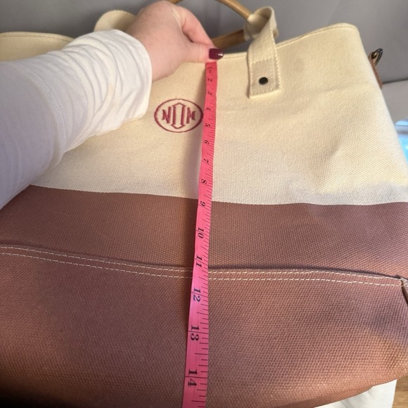 L.L. Bean Two-Tone Canvas Boat and Tote in Cream and Tan - Picture 10 of 11